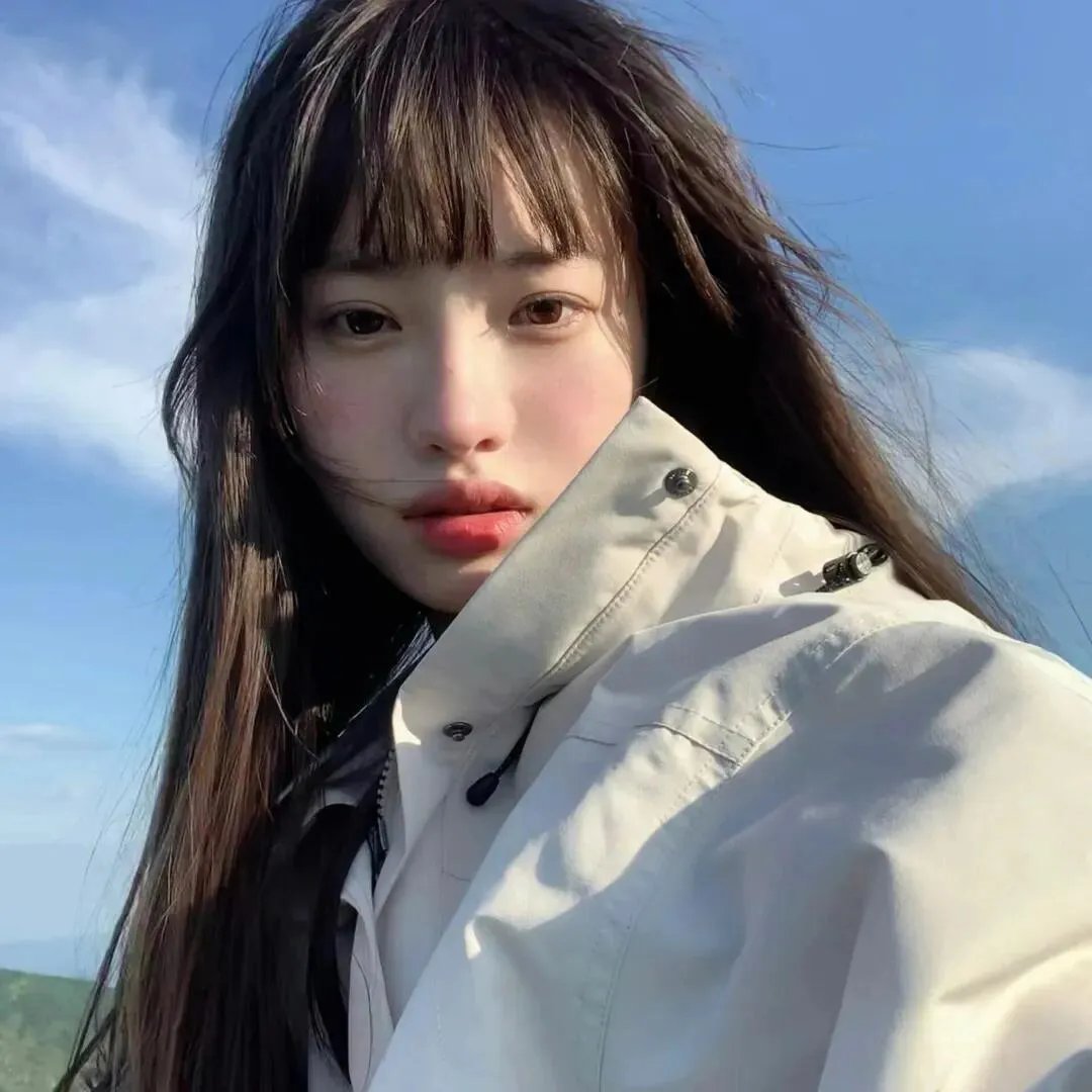 夫人死后，江总他疯了